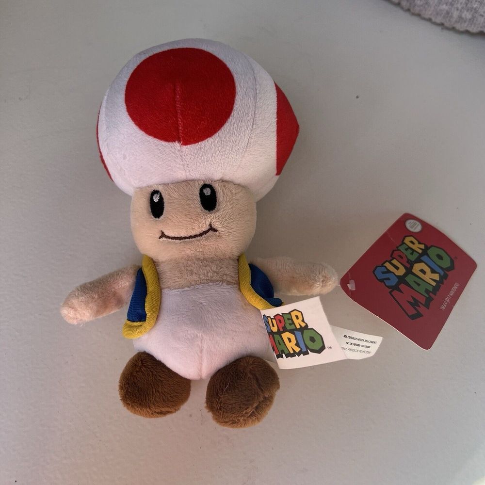 2017 Super Mario Plush Red Toad Nintendo 7 inch Stuffed Doll with tags